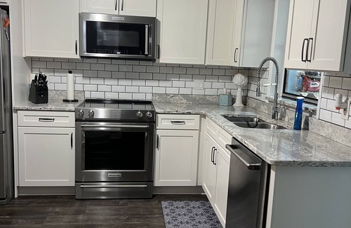 Crystal River House | Charming 3-bedroom house with WiFi and AC in Crystal River