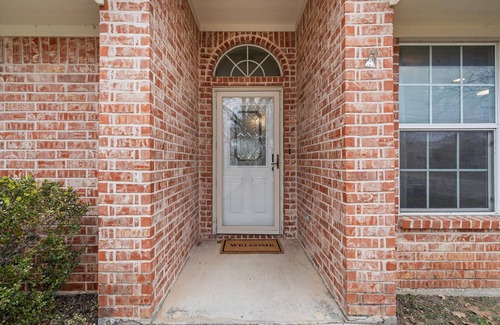 Lacy-Lakeview House | Charming 3-bedroom home in Waco!