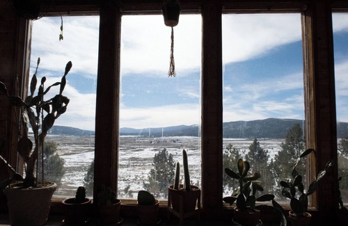 Angel Fire House | Charming 3-bedroom cabin close to Angel Fire Resort with super fast WiFi