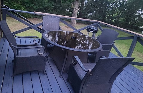 Stockton Cabin | Charming 3-bedroom cabin in delightful Stockton with WiFi, AC, n