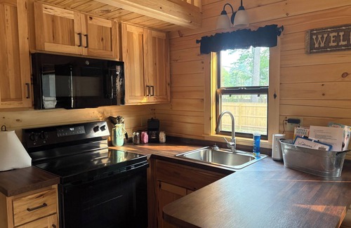 Gwinn Cabin | Charming 3-bedroom cabin in Gwinn - Snowmobile & ATV Trailhead