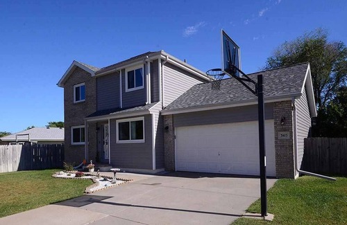 Lincoln House | Charming 3-bedroom Home Near Downtown Lincoln.
