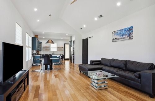 Arabi House | Charming 3-bedroom house with AC and WiFi in Arabi