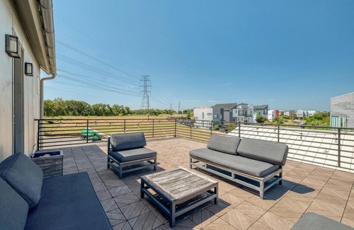 Austin House | Charming 3-bedroom house with WiFi, AC in vibrant Austin