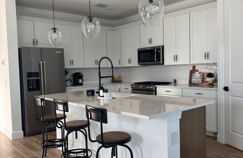 Estero House | Charming 3-bedroom house with pool, spa, & outdoor kitchen