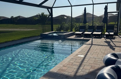 Estero House | Charming 3-bedroom house with pool, spa, & outdoor kitchen