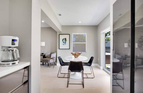 Coral Terrace House | Charming 3-bedroom house with AC, WiFi in lovely Miami