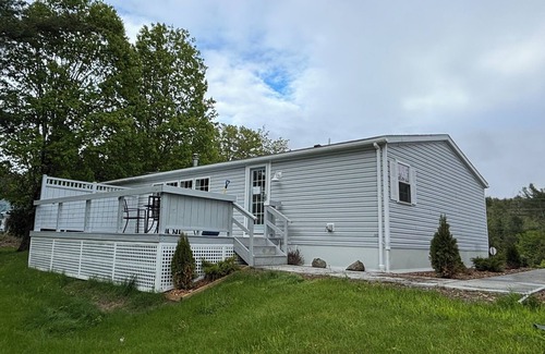Warren House | Charming 3-bedroom house in Warren – Minutes from Midcoast Maine Adventures