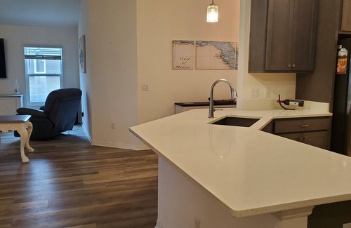 Okahumpka House | Charming 3-bedroom house in fabulous The Villages with AC, Pet Friendly