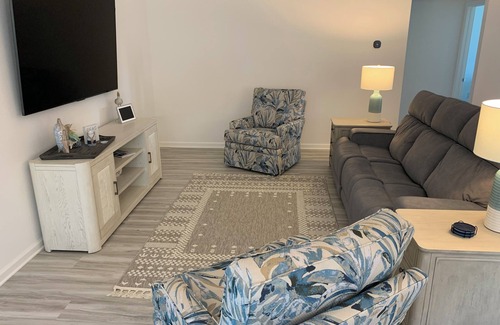 Okahumpka House | Charming 3-bedroom house in The Villages with WiFi, AC