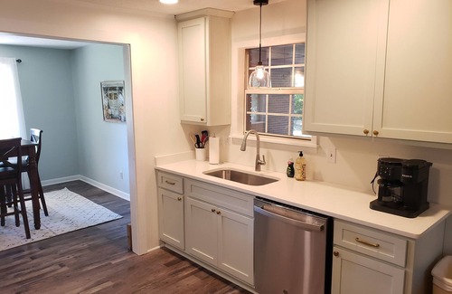 Pope House | Charming 3 BR house in Pope, 36 min to Ole Miss, 3 miles to Enid Lake boat ramps