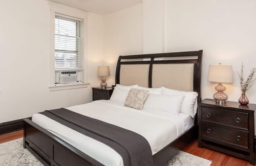 Shaw House | ☆ Charming 3BR Historic/Renovate ☆ Near Downtown/Park ☆