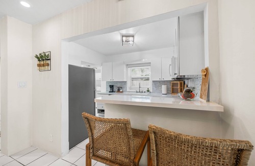 Birch Park Finger Streets House | Charming 4-bedroom house with AC and WiFi in lovely Fort Lauderdale