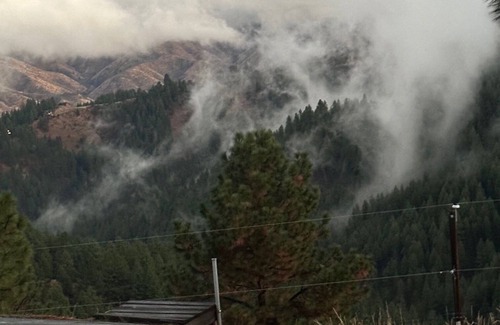Boise Bed & Breakfast | Charming 4-bedroom B&B with near 360 Views & WiFi in the Boise Mountains!