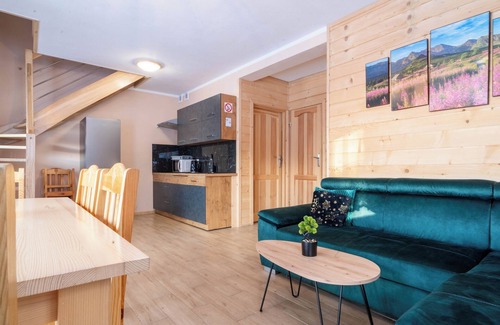 Szaflary Cottage | Charming 4-bedroom cottage near Zakopane, next to a forest, with WiFi access