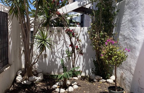 Marbella Cottage | Charming 4-Bedroom House with Private Garden and Community Pool in Marbella