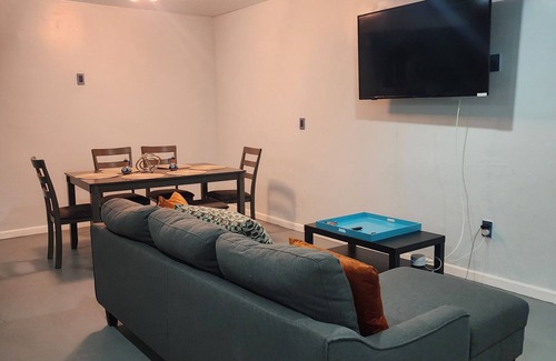 Playas de Rosarito House | Charming 4-bedroom house with WiFi and AC in Marbella. Relax and enjoy !