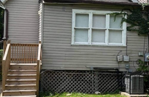 South Shore House | Charming 4-bedroom house with AC and WiFi in fabulous Chicago