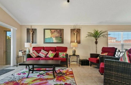 Waterstone House | Charming 4-bedroom w/ pool, spa