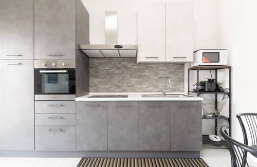 Isola del Bosco - Delle Corti Apartment | Charming 40 sqm apartment, ideal for up to 2 people, located on the fourth floor of a building with an elevator (NOT accessible to disabled guests).The property is located in Sesto San Giovanni, a residential neighborhood with plenty of amenities. The Se