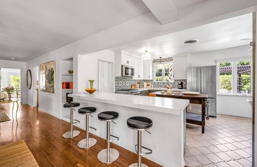 The Mesa House | Charming 4BR, 4BA, home in the Mesa. Lovely indoor and outdoor spaces!