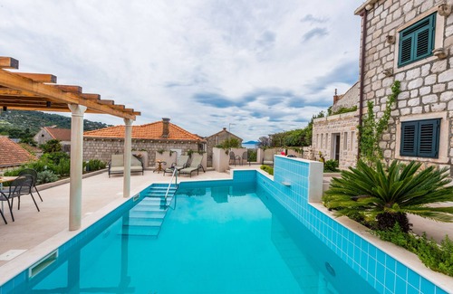 Lopud Island Villa | Charming 6 bedroom Stone Villa with Private heated Pool