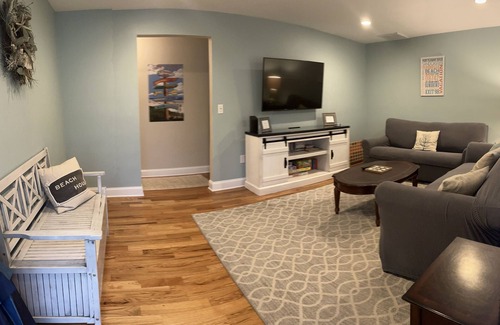 Point Pleasant Beach House | Charming and clean beach house, 1.5 blocks from the sand! 🤩 Spacious game room