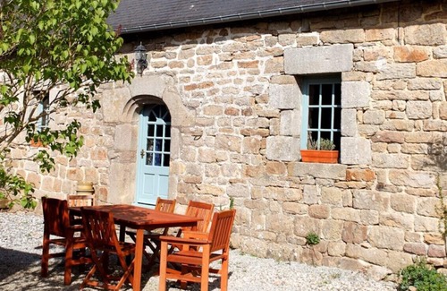 Ploerdut Cottage | Charming and spacious 3-bedroom gite with lots of character, in rural setting