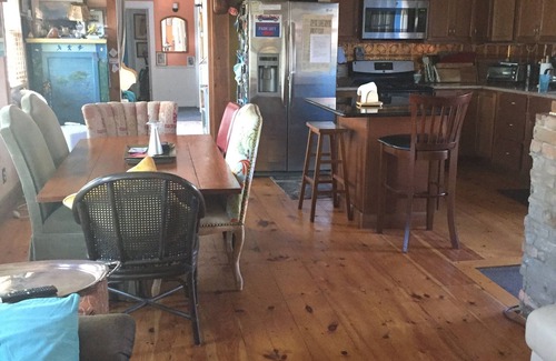 Pawcatuck House | Charming and Unique Beach and Town Sleeps 7