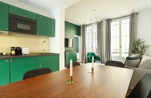 Quartier de l'Horloge Apartment | Charming Apartment District Beaubourg Le Marais