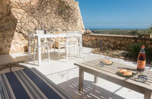 Xaghra Apartment | Charming Apartment with Large Terrace and Sea Views