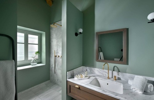Monastiraki Villa | Charming Athens Apartment | 1 Bedroom.