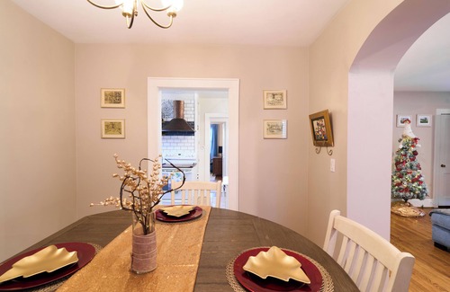 Edenton House | Charming brick home in a historic 18th century waterfront town.