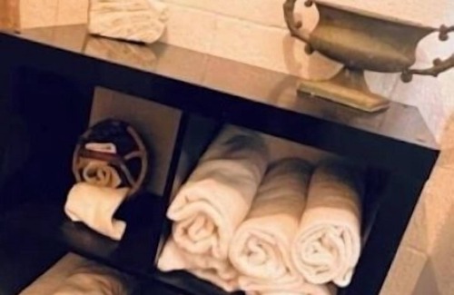Van Horn House | Charming bungalow with WiFi and AC in welcoming Van Horn