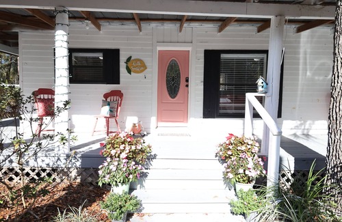 St. Augustine Cottage | Charming Carriage House