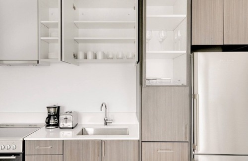 Central Square Apartment | Charming Central Square 1BR w/W/D near Central Square T, by Blueground