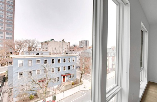 Central Square Apartment | Charming Central Square 1BR w/W/D near Central Square T, by Blueground