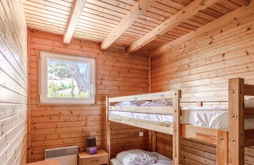 Gassin Ski Chalet | Charming chalet with AC in Gassin - Welkeys