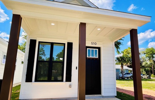 Southeast Pensacola Cottage | Charming Coastal Cottage near Downtown Pensacola