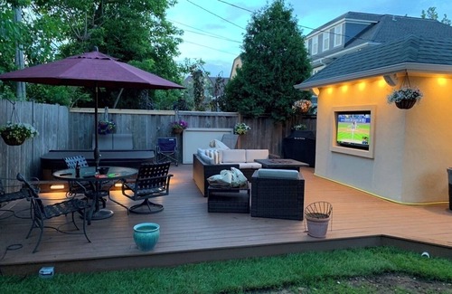 Shorewood House | Charming colonial 3.2 miles from the DNC