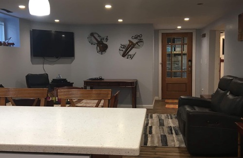 Medford House | Charming Colonial Two Bedroom Basement Apartment