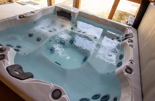 Saint-Avit-Riviere Cottage | Charming Cottage with Shared Jacuzzi, Terrace, Garage, Near Dordogne & Vézère Valleys