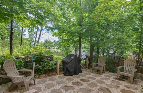 Littleton House | Charming Cottage in Downtown Littleton