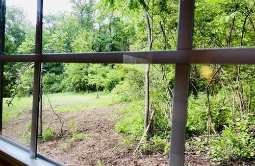 Lewistown Cottage | Charming Cottage Retreat in Lewistown – Sleeps 4