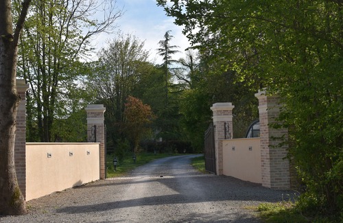 Luce-sous-Ballon Cottage | Charming Cottage with English Park, Near Le Mans & Alençon, Sleeps 6
