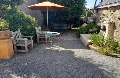 Clis Cottage | Charming Cottage with Bikes near Salt Marshes, 3km from Sea