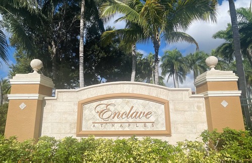 Naples Condo | Charming & cozy 1 bedroom, 1 bathroom condo with preserve