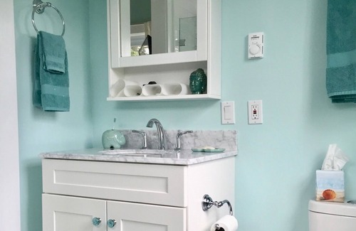 Bernard Cottage | Charming, Cozy and Tranquil with Ocean View and Access Near Acadia Nat'l Park