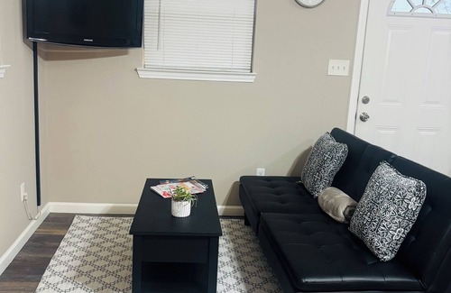 Austin Apartment | Charming cozy studio in Austin