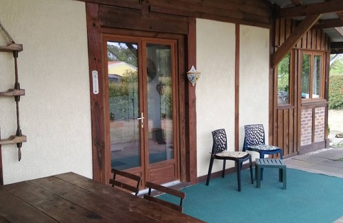Bias House | Charming detached landaise style house approximately 6 kms from the beach.